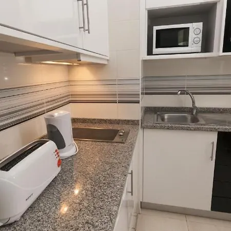 17 Piscina Wi-fi Gratuito Perto Da Da Rocha Appartamento Portimão